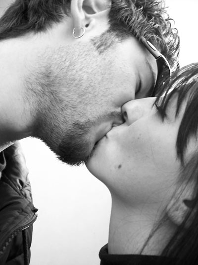 lovers kiss photos. A Kiss