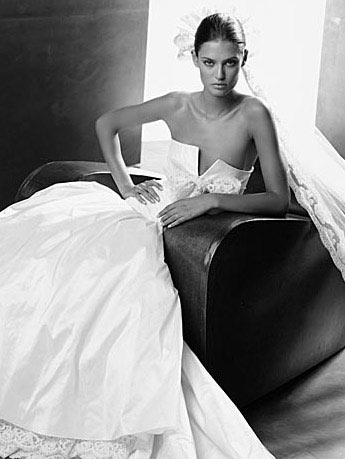 Wedding Dress Designers on Valentino Wedding Dresses Fall 2009   Fashion   Wear   Geniusbeauty