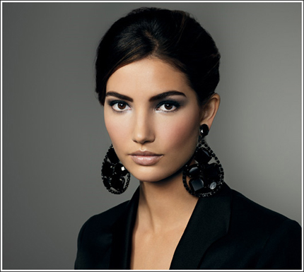 brown makeup bobbi looks eyes smokey 2009 chrome bobby lily aldridge lips beauty earrings holiday elegant geniusbeauty line dramatic natural