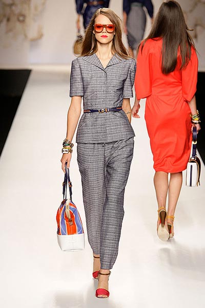 Fashion 2011 Women Cloth on Fendi Women S Clothing And Accessories For Spring 2011   Fashion