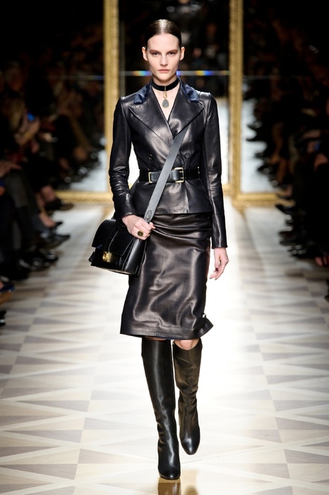 http://geniusbeauty.com/wp-content/uploads/2012/05/SalvatoreFerragamo_military_collection17.jpg