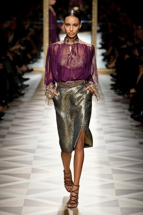 http://geniusbeauty.com/wp-content/uploads/2012/05/SalvatoreFerragamo_military_collection38.jpg