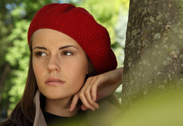 700-fall-autumn-woman-cold-hat-red-style