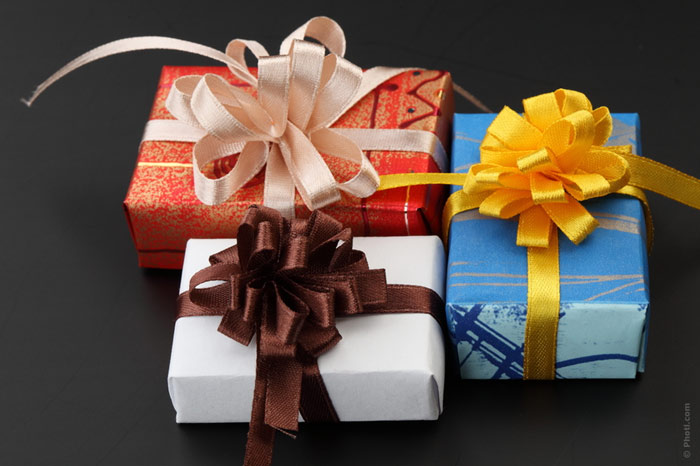 700-gifts-presents-christmas-birthday