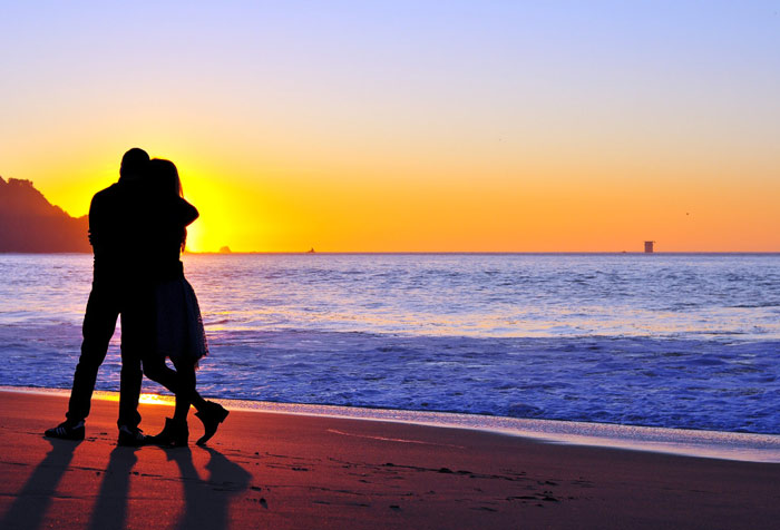 couple-love-marriage-relationship-kiss-sunset