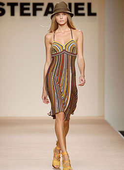 Stefanel Striped Dress with One-Tone Hat