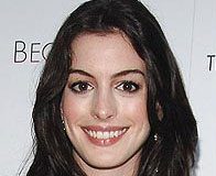 Anne Hathaway Wants To Get Married