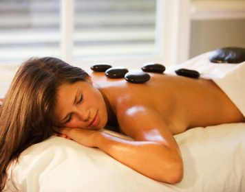 How to Give Hot Stone Massage?
