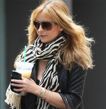 Ex-Vampire Slayer Sarah Michelle Gellar Seen Pregnant in Public