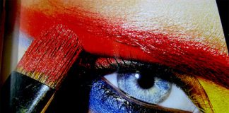 How to Select the Right Eye Makeup for Your Eye Color