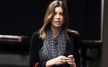 Jessica Biel in the Game for Revlon