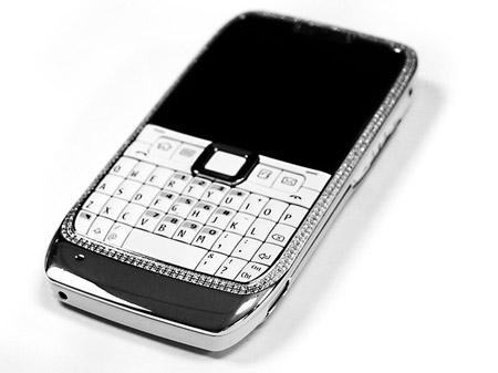 Nokia E71