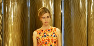 Prada Cruise Collection 2010 Fashion Show