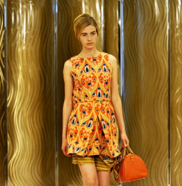 Prada Cruise Collection 2010 Fashion Show