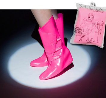 Shuella – Shoe Shelter From the Rain!