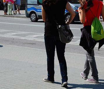 Wearing Skinny Jeans Leads to Serious Health Problems