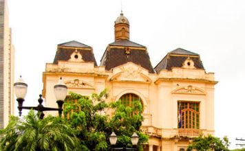 Rich Neighbors Make Sick