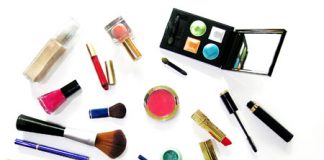 5 Myths about Unhealthy Effects of Cosmetics