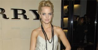 Mena Suvari Is Losing Weight Because of Her Body Double?