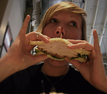 Night-Time Eating Makes You Put on Weight Faster