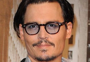 2009 Sexiest Man Is – No Surprise – Johnny Depp