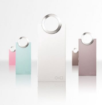 Cowon Offers Its Model of a Korean iPod nano: iAudio E2