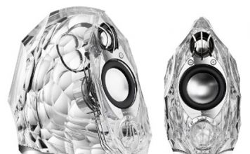 Stylish Harman Kardon GLA-55 Speakers