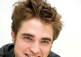 Robert Pattison To Turn Rock Star