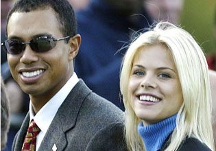 Tiger’s Wife Elin Stands by Her Husband