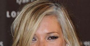 Kate Moss Goes Grey
