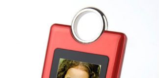 Valentine’s Gift – Kodak Smile G150 Digital Photo Keychain
