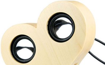 SpeakWood Heart Can Make a Cute Valentine’s Day Gift