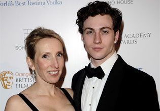 Aaron Johnson Engaged to an Older Woman with Two Children