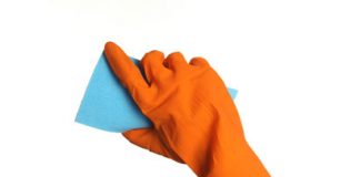 Women Underestimate Men