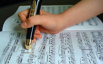 Gigiway Musical Pen, a Magic Wand for Music Learners