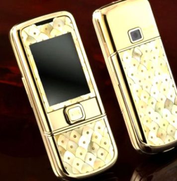 Givori Calypso Jewelry Design for Cell Phones
