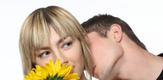 Lovers Can Sniff Each Other's Feelings