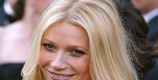 Gwyneth Paltrow Plays Around with a Deep Fryer and Her Weight