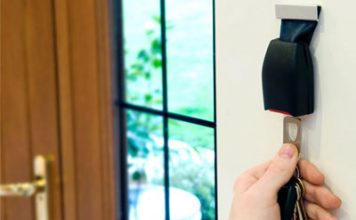 Buckle Up Key Holder to Know Where Your Keys Are