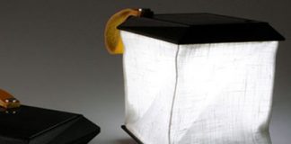 A Solar Lantern to Fit into Your Pocket