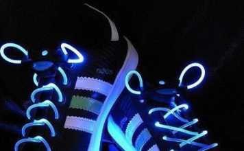 LED Market Lights up with New Blue LED Shoelaces