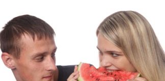 It Is OK to Use Chestnut Chat-up Lines on Women