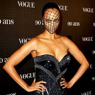 Tyra Banks in homemade facewear