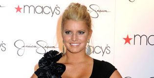 Jessica Simpson Gets Engaged in the Wake of Her Ex