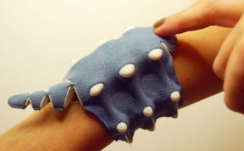 Wrist-Worn Pet That Is Always There to React to Your Emotional State