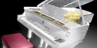 CrystalRoc Unveils a Swarovski Crystal-Covered Piano