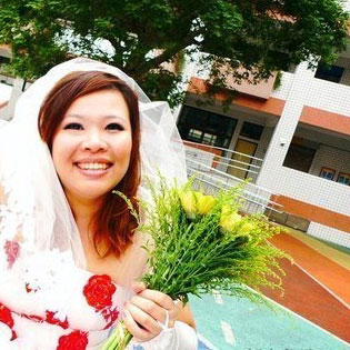 Taiwanese Woman Marries Herself