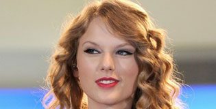 Taylor Swift Is Creating a Scent of Her Own