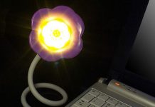 USB Flower-Shaped Gadget That Gives out Light and Scent