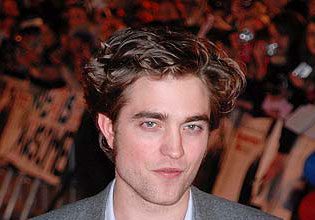 Robert Pattinson Is No Fashionable Man